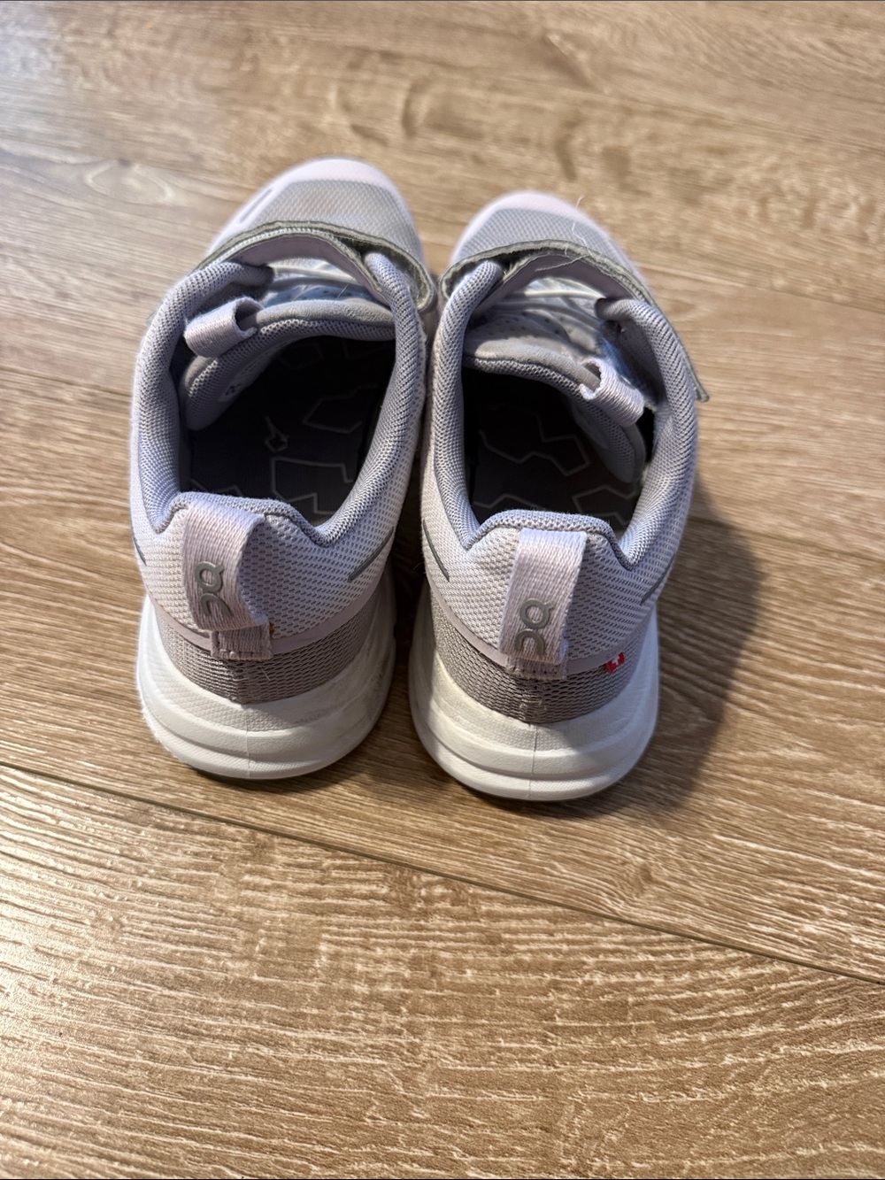 On Running Kids Sneakers in Pale Purple and White - Picture 2 of 5